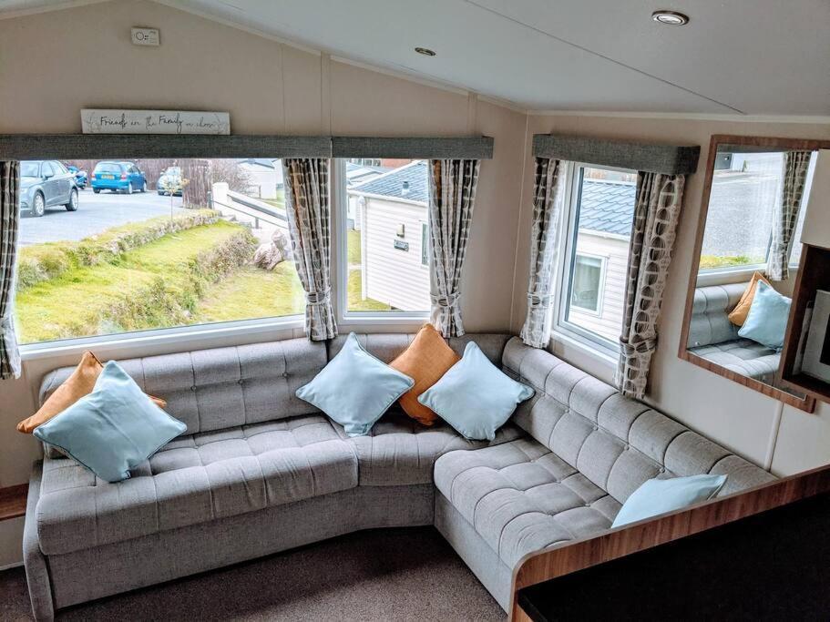 Large 4 Person Couples And Family Caravan In Newquay Bay Resort מראה חיצוני תמונה