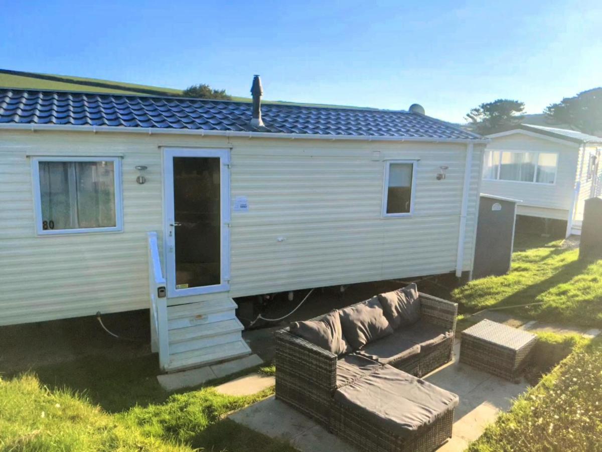 Large 4 Person Couples And Family Caravan In Newquay Bay Resort מראה חיצוני תמונה